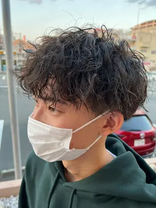 パーマ 門脇 真生人のヘアスタイル