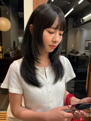 セミロング カラー 永田 愛莉のヘアスタイル