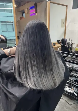 セミロング カラー 指名数No.1 /NAOYAのヘアスタイル