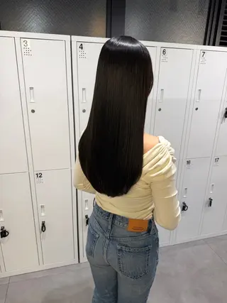 ロング カラー トレンド/顔まわり/ レイヤー/髪質改善のヘアスタイル