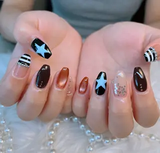 ミディアム Lee _nailのネイルデザイン