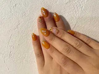 ネイル QUEEN BEEのマツエク・マツパデザイン