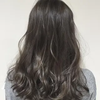セミロング カラー 髪質改善カラー韓国風 レイヤーtudaのヘアスタイル