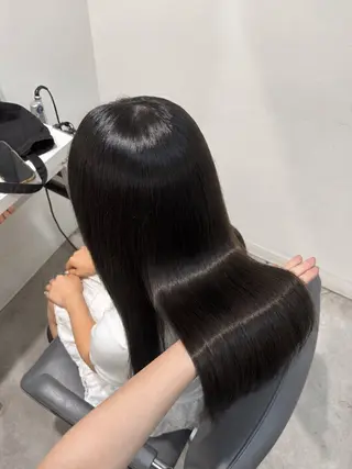 ロング カラー Koharu / Euphoriaのヘアスタイル
