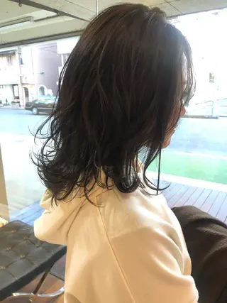 ミディアム カラー creep hair nozomiのヘアスタイル