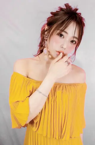 セミロング カラー ヘアアレンジ Luxbe hakataのヘアスタイル