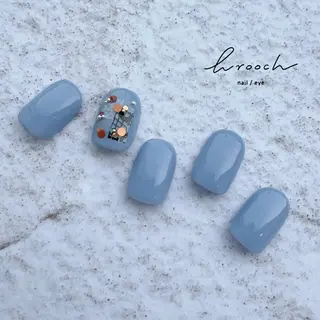 ネイル BRooCH 市川かおりのネイルデザイン