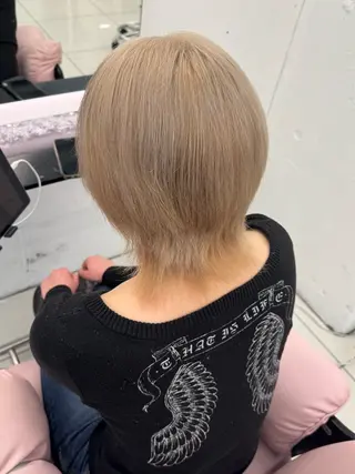 ショート カラー Nene /Roverのヘアスタイル