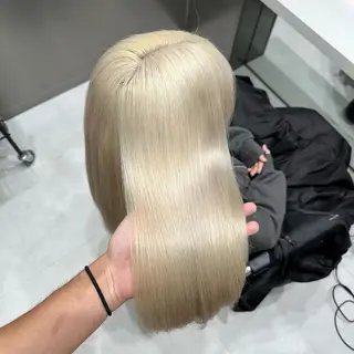 ロング カラー 💫艶ハイトーン×髪 質改善💫リュウトのヘアスタイル