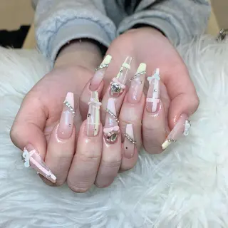ネイル ANH NAIL ゴテゴテ専門店💎のネイルデザイン