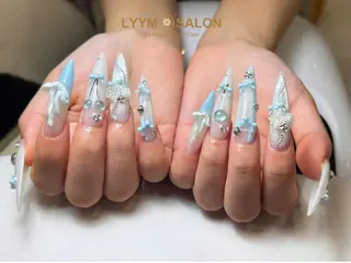 ロング LYYM Salonのネイルデザイン