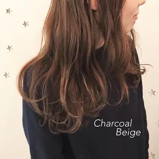 セミロング カラー 市川 千夏のヘアスタイル