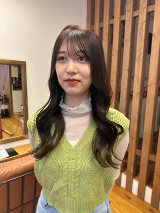 ロング iroha/大阪梅田 /ニュアンスカラーのヘアスタイル