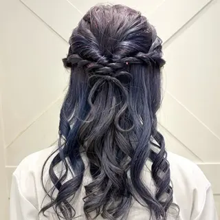 カラー 透明感カラー🫧/ ハイトーン/いよりのヘアスタイル
