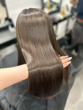 カラー 透明感グレージュ🩶 韓国ヘア🇰🇷横浜のヘアスタイル
