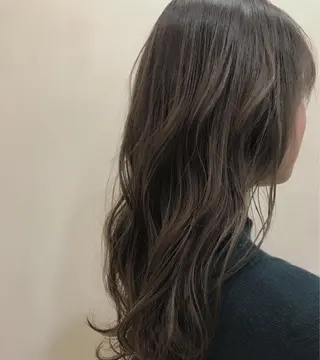 カラー 鈴木 啓介のヘアスタイル