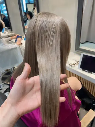 ミディアム カラー Aster 店長 れおんのヘアスタイル