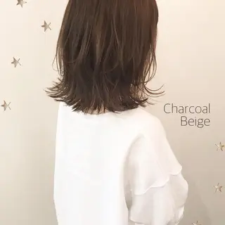 ミディアム カラー 市川 千夏のヘアスタイル