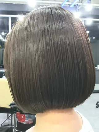 ショート カラー 柴田 えいじのヘアスタイル