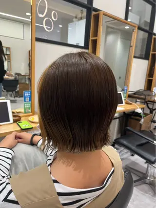 ショート 岡本 かのんのヘアスタイル