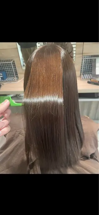 セミロング 中村拓磨 明るい白髪染めのヘアスタイル
