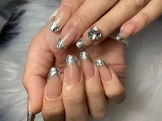 ネイル Mana ·͜· ❤︎のネイルデザイン