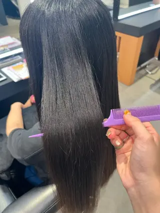 ロング KOUYU(ému) 伏見/カラーモデルのヘアスタイル
