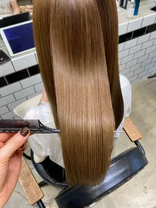 セミロング カラー 顔まわりカット✨艶髪 ✨髪質改善✨伴響佳のヘアスタイル