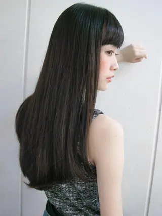 ロング 郡司 奈南子の眉毛・アイブロウイメージ