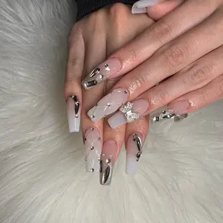 ネイル IROHA Nail 矢掛萌子のネイルデザイン