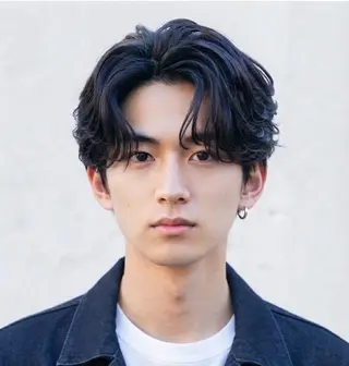 パーマ メンズ メンズスタイリスト サギヤタクミのヘアスタイル