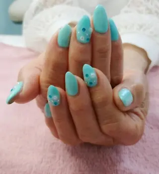 ネイル LUANA TAKAHASHIのネイルデザイン