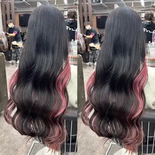 ロング ブリーチカラー HAZUKI🦖のヘアスタイル