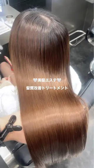 ロング ケアブリーチ/透明感 カラー🩶YURIAのヘアスタイル