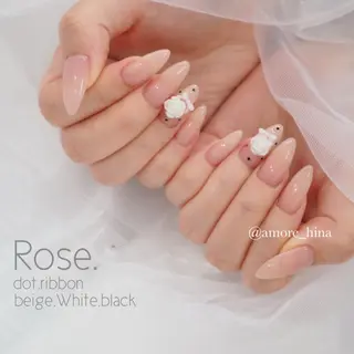 ミディアム amore心斎橋店 日菜のネイルデザイン