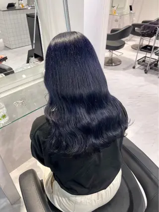 ロング カラー ラベンダー💜 グレージュ🩶のヘアスタイル