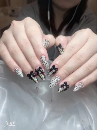 ネイル Anela Nail Studioのネイルデザイン