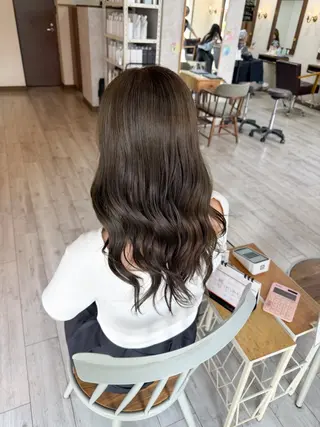 ロング カラー イワタ マハ/ minim hairのヘアスタイル