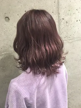ミディアム 中村 彩音のヘアスタイル