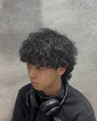 ミディアム パーマ メンズ トレンド🔥メンズ 特化⚡️網野裕希のヘアスタイル