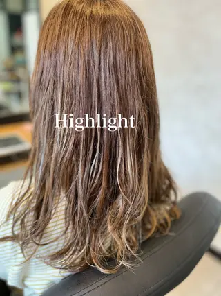 ミディアム カラー 和田 真弥のヘアスタイル