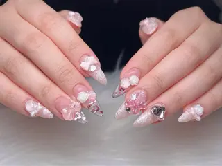 ネイル Sora  Nail 長さ出し専門店のネイルデザイン