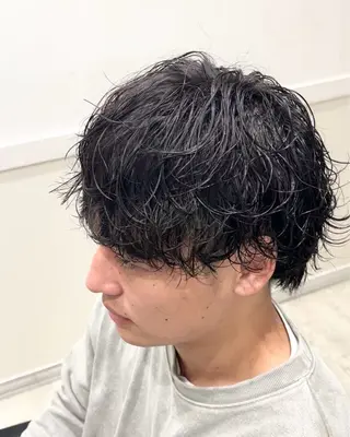 ショート パーマ メンズ クセを最大限に活かす メンズパーマ奈良大祐のヘアスタイル