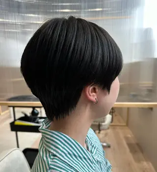 ショート シムラ カイゲンのヘアスタイル