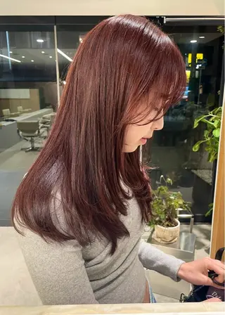 カラー 二次元ウルフ🍒 ボルドーカラー愛希子のヘアスタイル