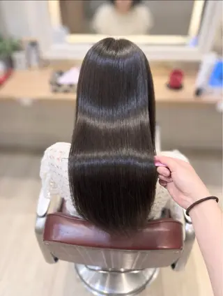 ロング カラー 髪質改善🫧艶カラー 🤍縮毛矯正✨しゅりのヘアスタイル