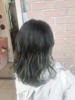 ミディアム カラー パーマ ヘアアレンジ メンズ キッズ ネイル マツエク・マツパ サロンドミルク 渋谷高比良のヘアスタイル
