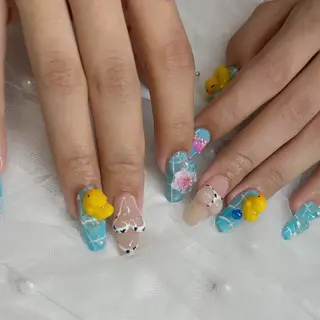ネイル BlueDaisy 栄本店のネイルデザイン