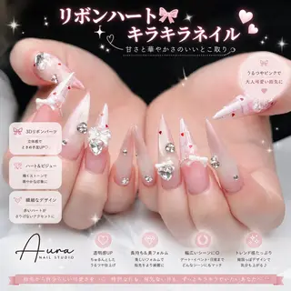 ネイル Aura Nail Studioのネイルデザイン