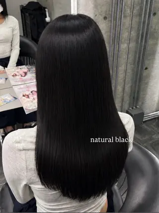 ロング カラー maho / 韓国風艶カラー🌙のヘアスタイル
